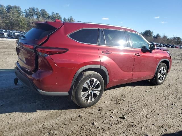 2021 Toyota Highlander XLE