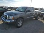 2005 Dodge Dakota SLT