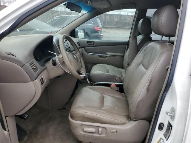 2006 Toyota Sienna CE