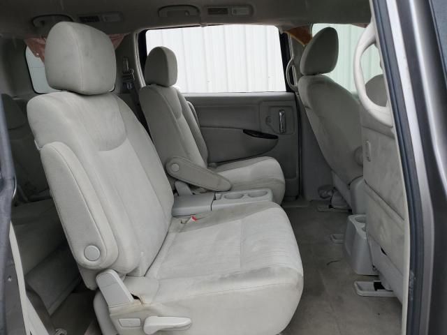 2012 Nissan Quest S