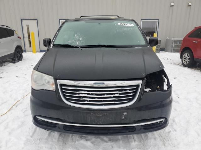 2015 Chrysler Town & Country Touring L