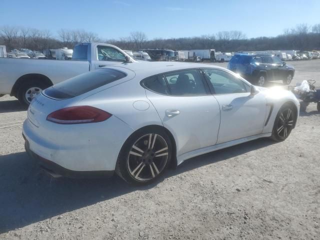 2014 Porsche Panamera 2