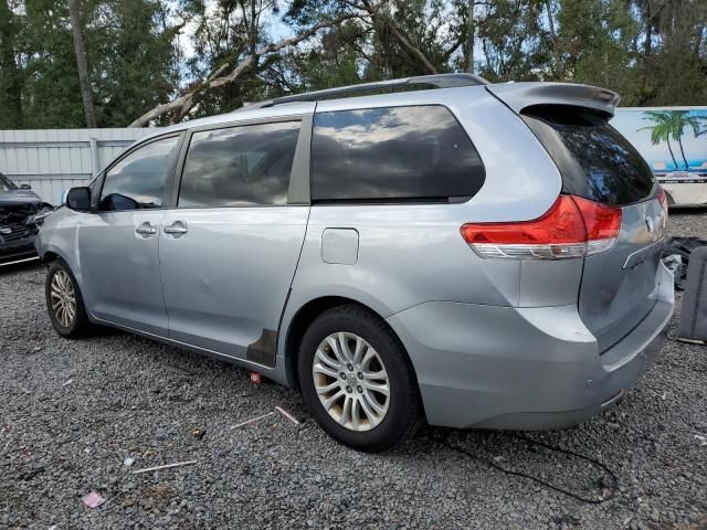 2012 Toyota Sienna XLE