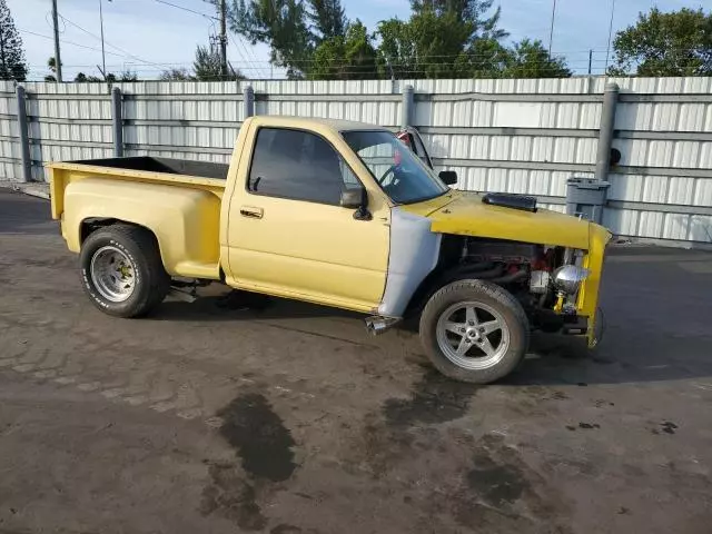 1992 Toyota Pickup 1/2 TON Short Wheelbase