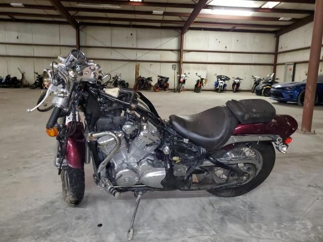 2004 Honda VT600 CD