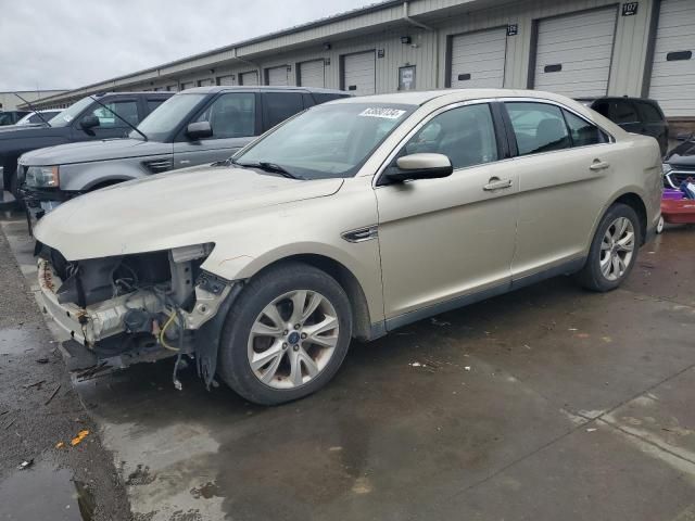 2011 Ford Taurus SEL