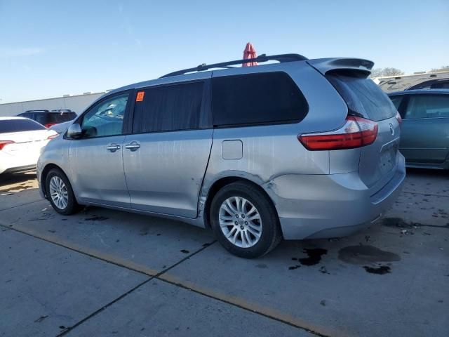 2015 Toyota Sienna XLE