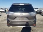 2017 Toyota Sienna SE