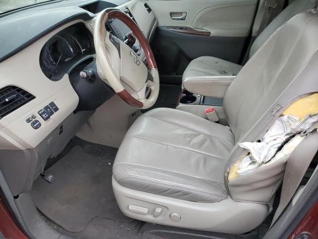 2011 Toyota Sienna XLE