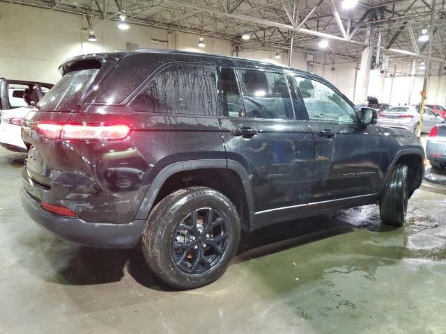 2024 Jeep Grand Cherokee Laredo