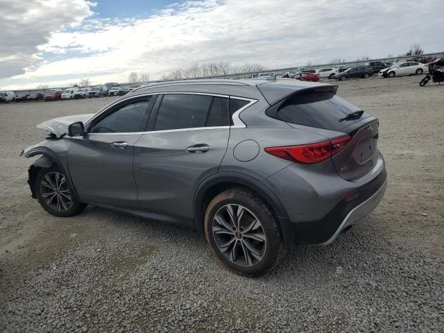 2017 Infiniti QX30 Base