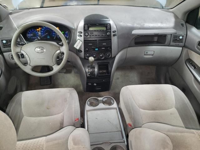 2008 Toyota Sienna CE