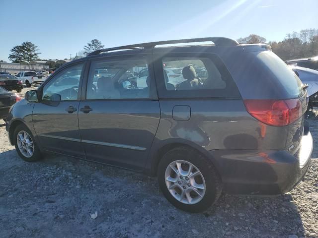 2006 Toyota Sienna CE