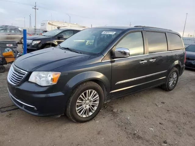 2014 Chrysler Town & Country Touring L