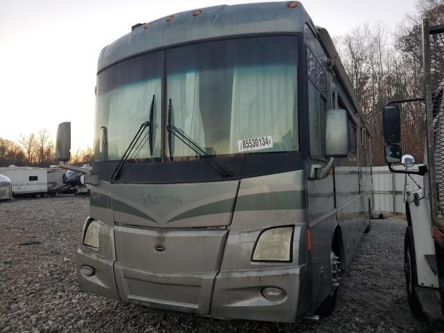 2004 Winnebago 2004 Freightliner Chassis X Line Motor Home