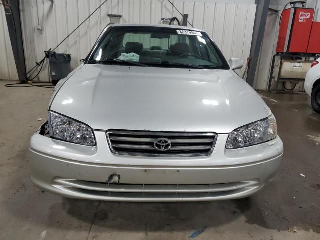 2001 Toyota Camry LE