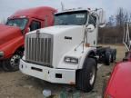 2005 Kenworth Construction T800