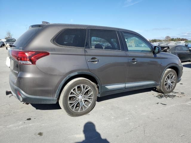 2017 Mitsubishi Outlander ES