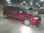 2015 Chrysler Town & Country Limited Platinum