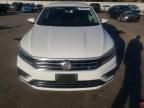 2017 Volkswagen Passat R-Line