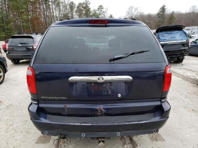 2005 Chrysler Town & Country Touring