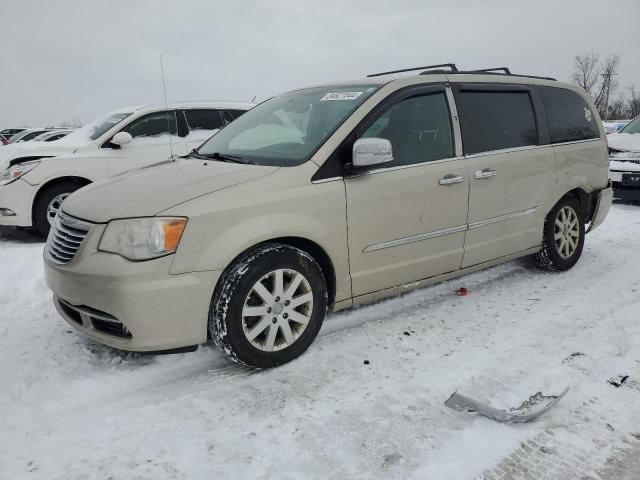 2012 Chrysler Town & Country Touring L