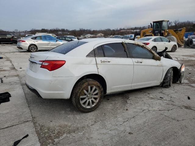 2013 Chrysler 200 Touring