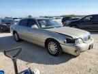 2005 Lincoln Town Car Signature Limited