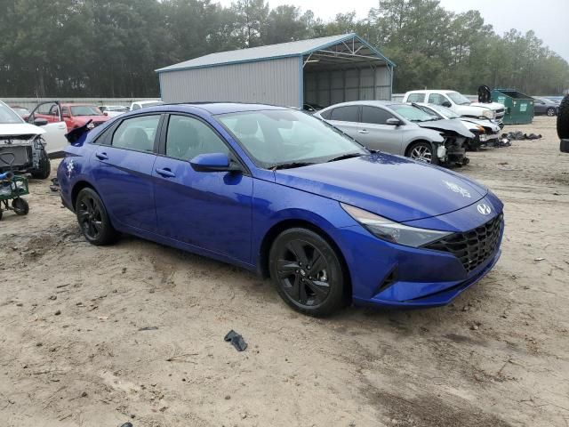 2022 Hyundai Elantra SEL