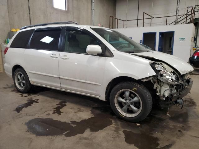 2006 Toyota Sienna XLE