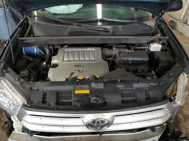 2013 Toyota Highlander Base