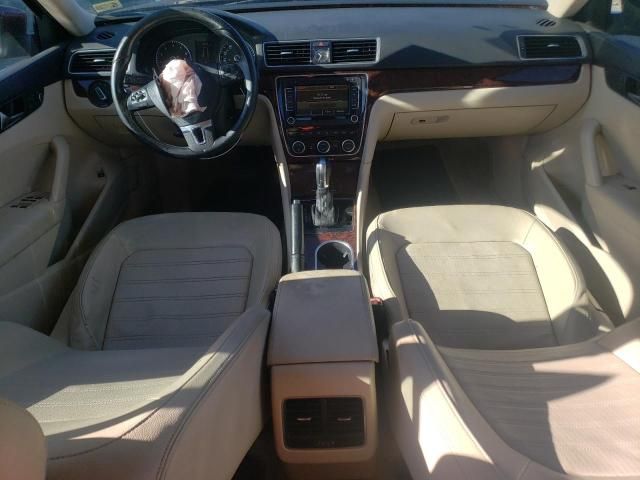 2013 Volkswagen Passat SEL