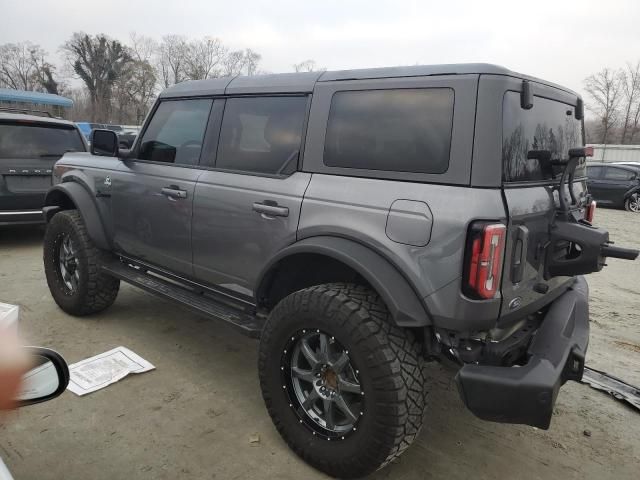 2023 Ford Bronco Base