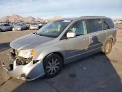 2016 Chrysler Town & Country Touring en venta en North Las Vegas, NV