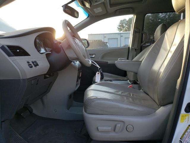 2012 Toyota Sienna XLE