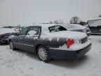 2005 Lincoln Town Car Signature Limited