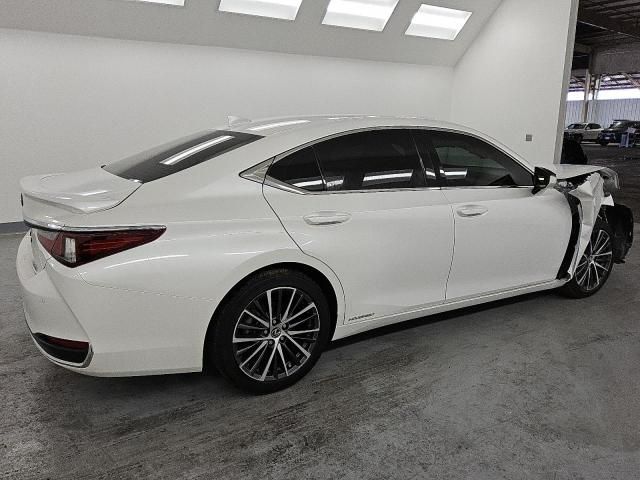 2022 Lexus ES 300H Base