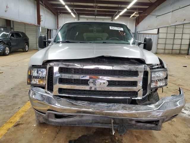 2004 Ford Excursion XLT