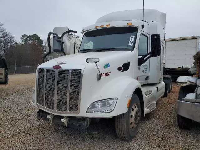 2014 Peterbilt 579