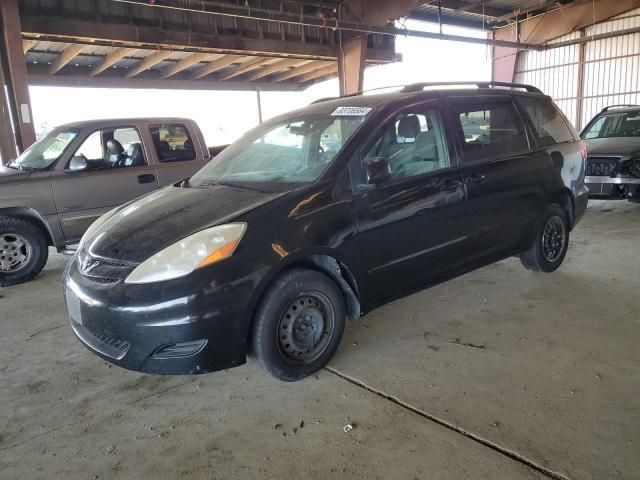 2009 Toyota Sienna CE