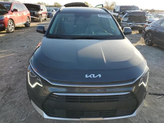 2024 KIA Niro EX