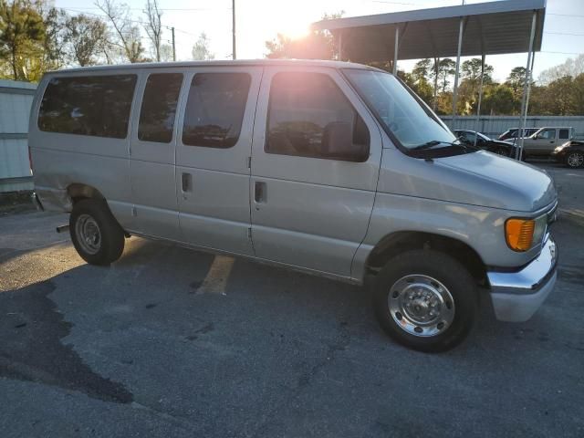 2003 Ford Econoline E350 Super Duty Wagon