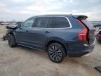 2022 Volvo XC90 T6 Momentum