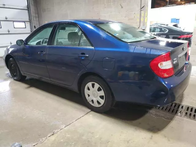 2004 Toyota Camry LE