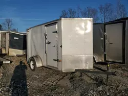 Salvage trucks for sale at Spartanburg, SC auction: 2015 Utility Trailer