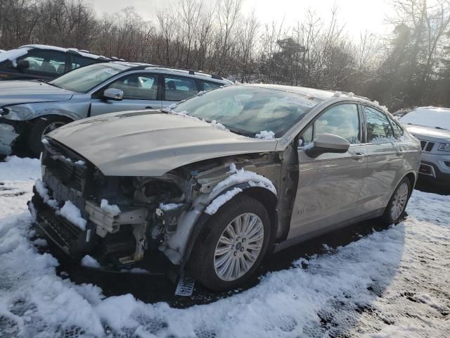 2016 Ford Fusion S Hybrid