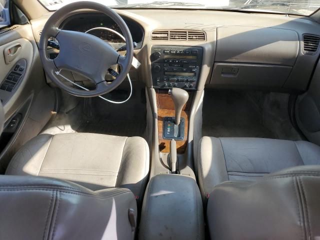 1994 Lexus ES 300