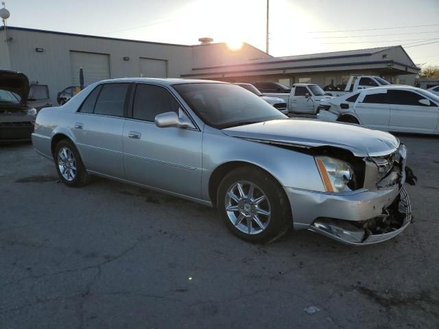 2010 Cadillac DTS Luxury Collection