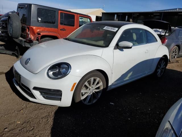 2019 Volkswagen Beetle SE