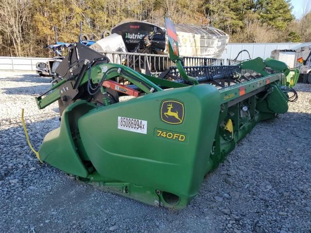 2020 John Deere 740D